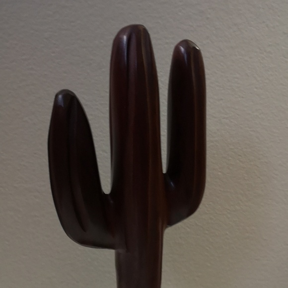 Beautiful & Unique Well-made Hand-carved Brown Wood Cactus Sculpture 9" Tall - Picture 3 of 6